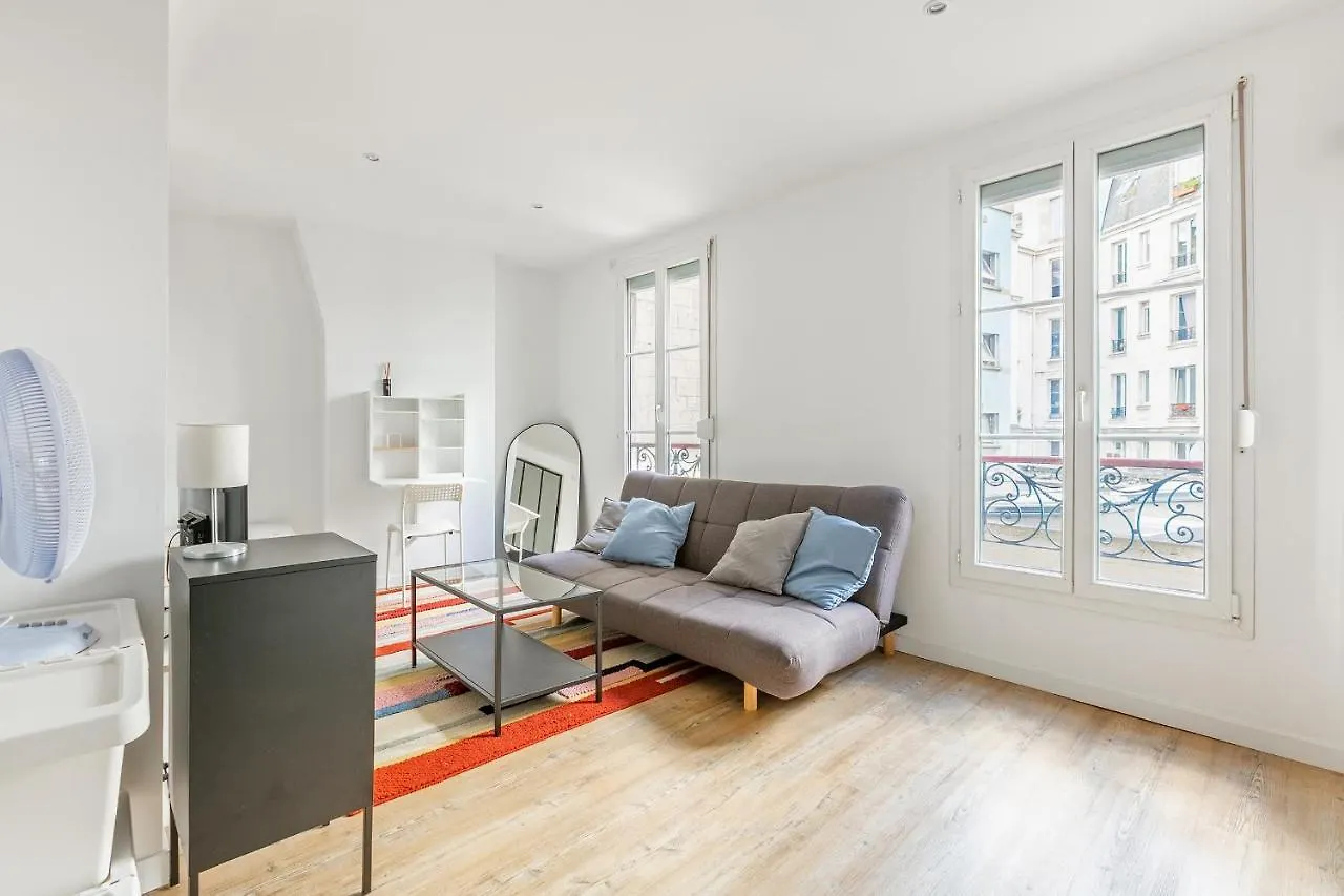 Charme & Tranquillite - Coeur De Paris - Pres De Montmartre! Apartment
