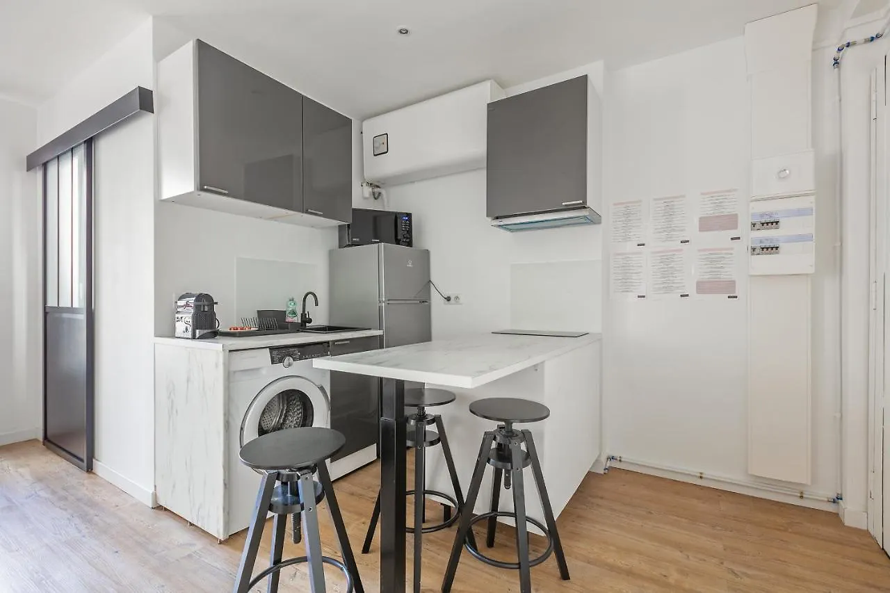Charme & Tranquillite - Coeur De Paris - Pres De Montmartre! Apartment